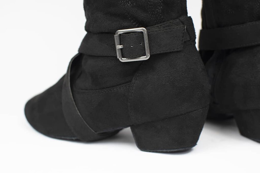 Tucson: Black